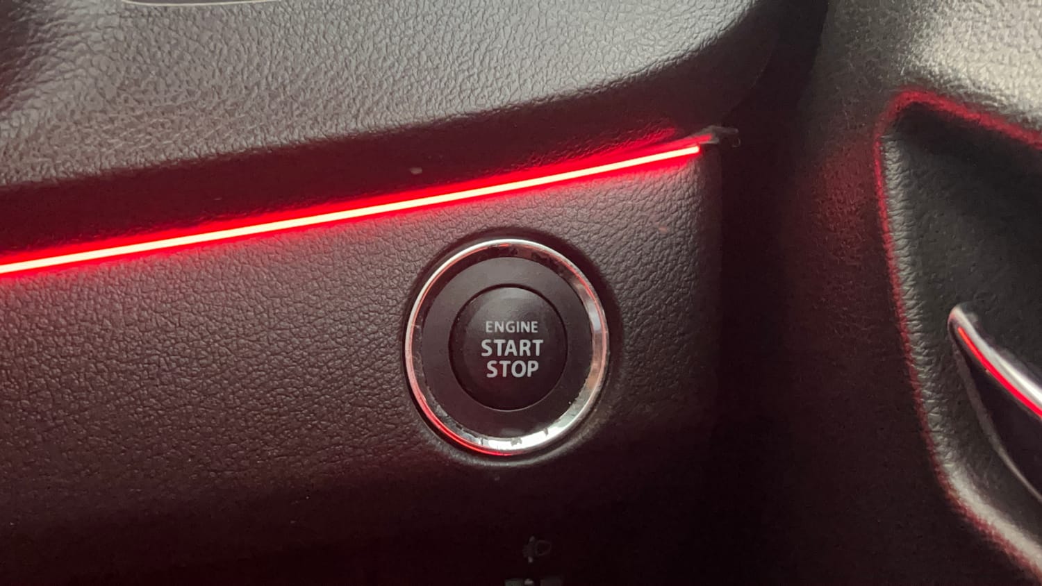 Used 2021 Maruti Suzuki Baleno Alpha Petrol Manual top_features Keyless start