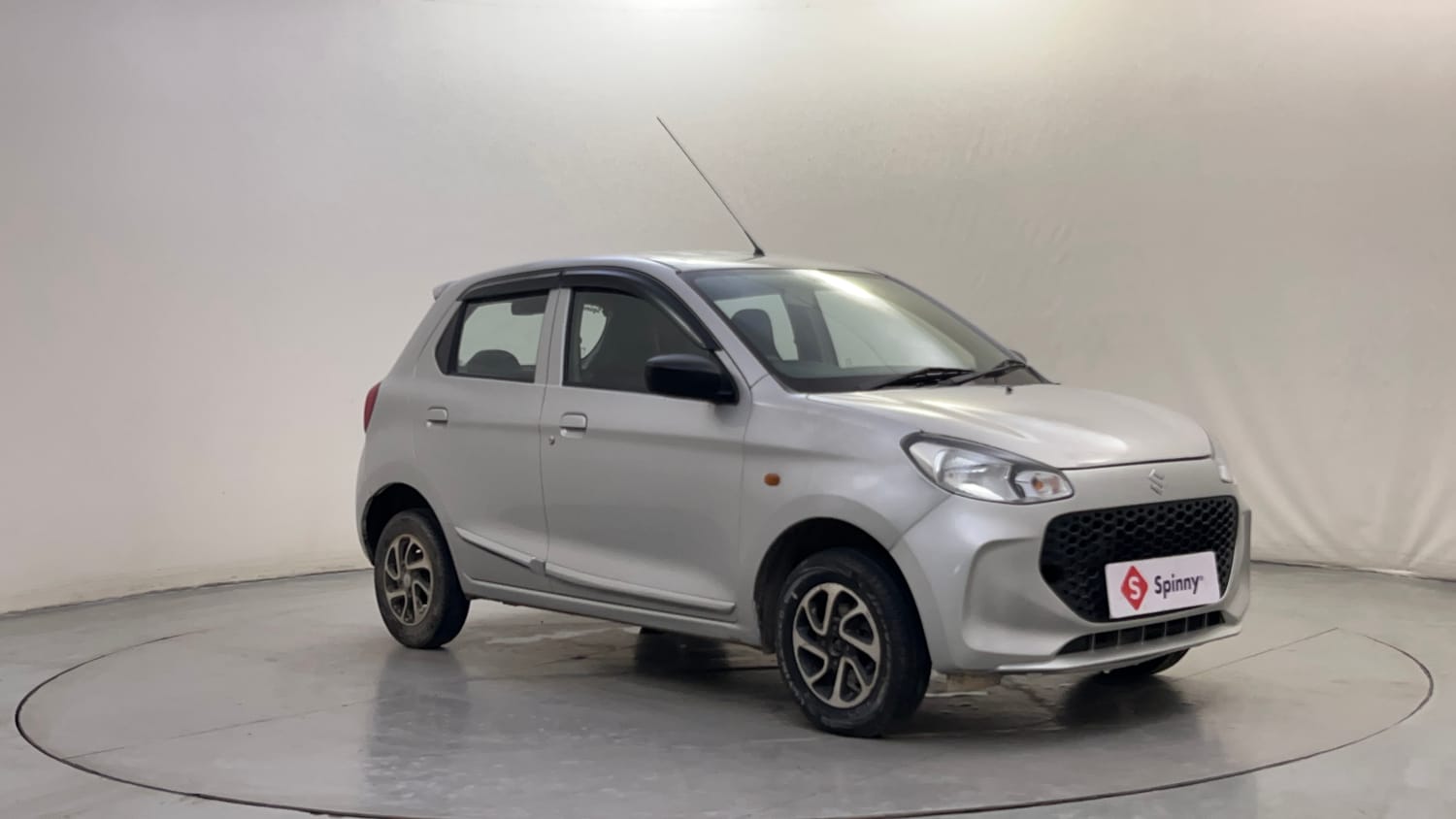 Used 2023 Maruti Suzuki Alto K10 VXi Petrol Manual exterior RIGHT FRONT CORNER VIEW