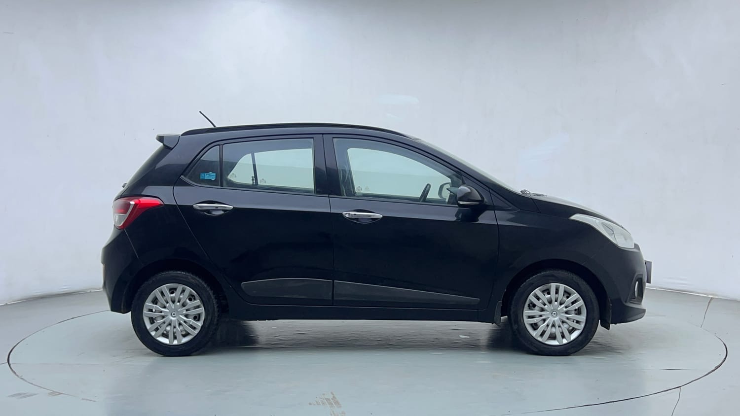 Used 2013 Hyundai Grand i10 Asta 1.2 Kappa VTVT Petrol Manual exterior RIGHT SIDE VIEW