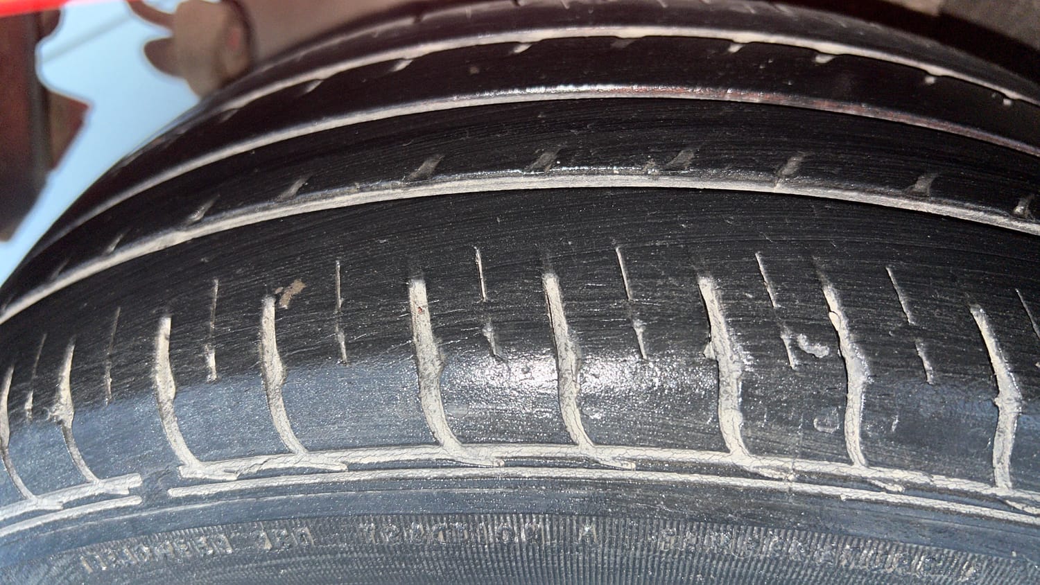 Used 2020 Tata Tiago XZA Plus Petrol Automatic tyres RIGHT REAR TYRE TREAD VIEW