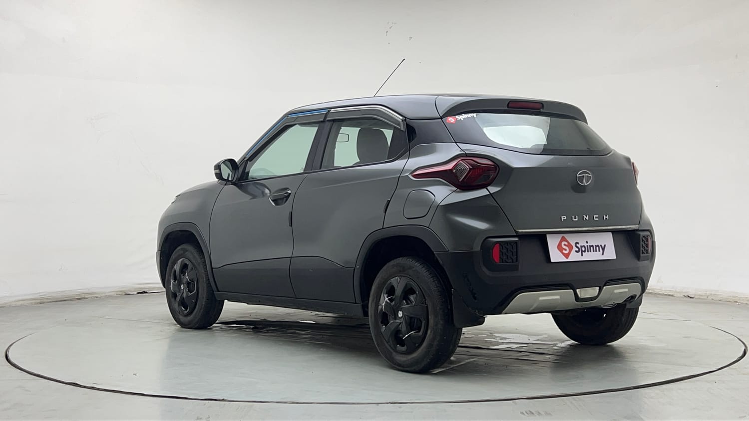 Used 2022 Tata Punch Pure MT Petrol Manual exterior LEFT REAR CORNER VIEW