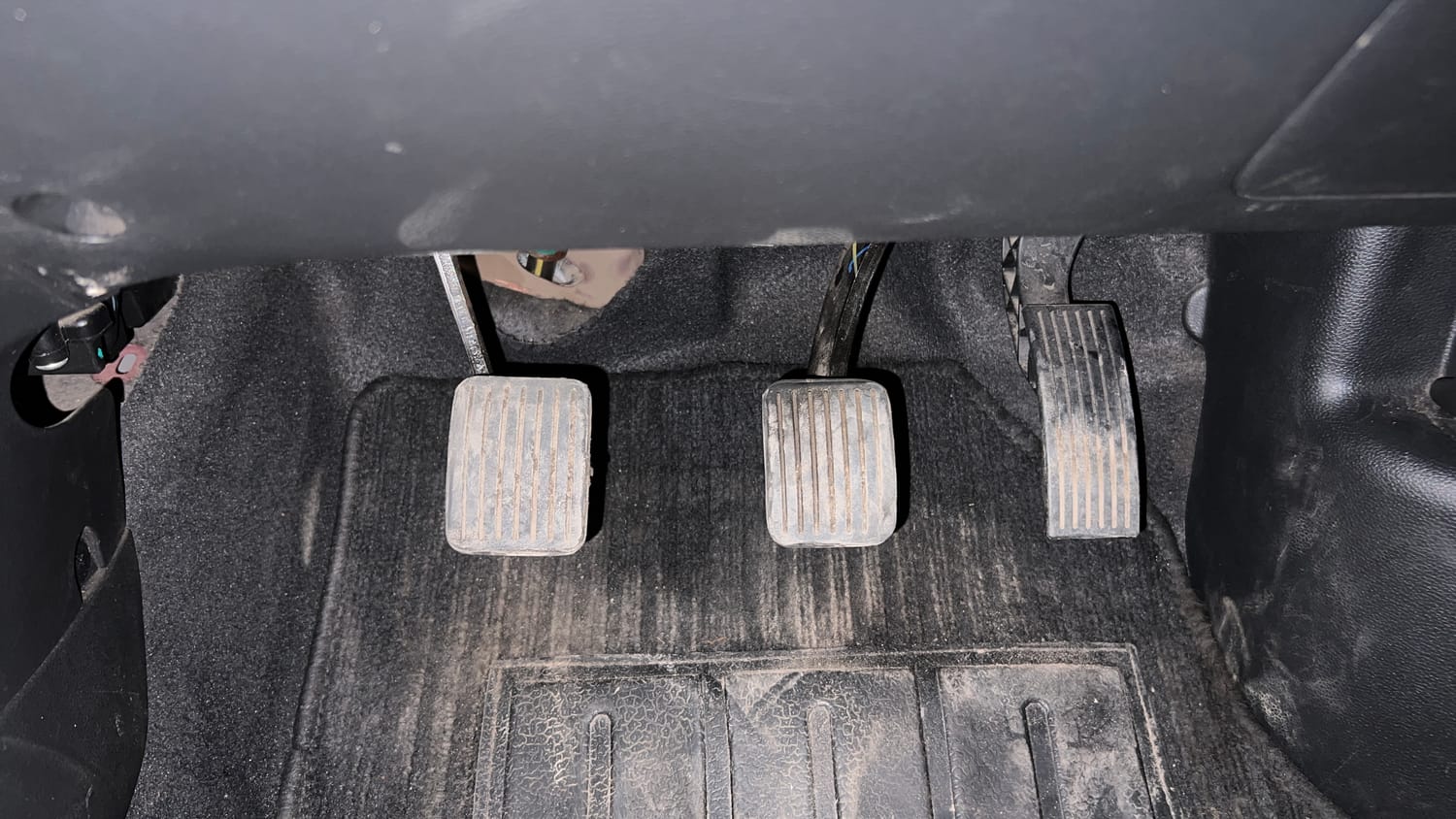 Used 2016 Hyundai Grand i10 Sportz 1.2 Kappa VTVT Petrol Manual interior PEDALS VIEW