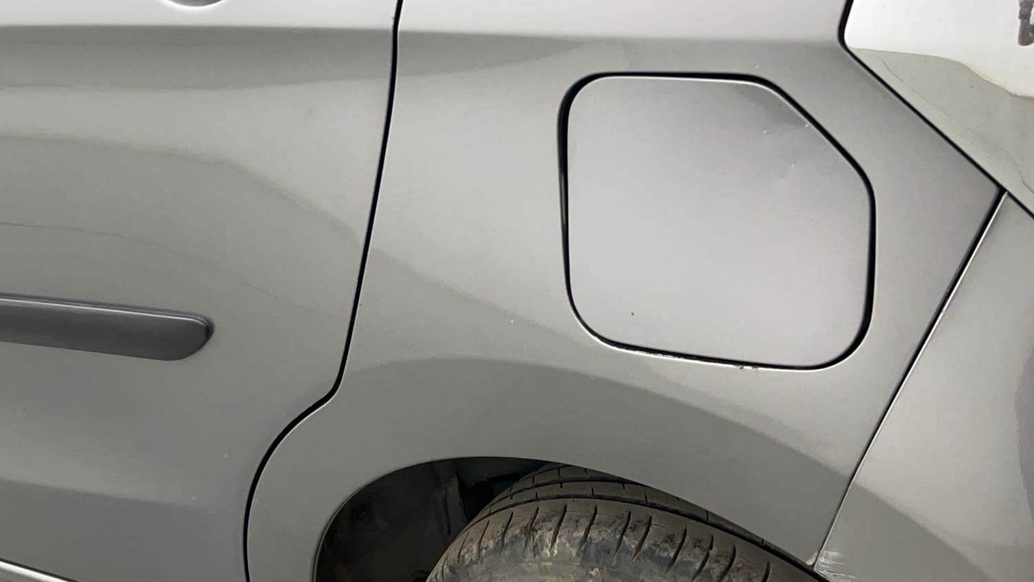 Used 2014 Maruti Suzuki Celerio LXi Petrol Manual dents MINOR SCRATCH
