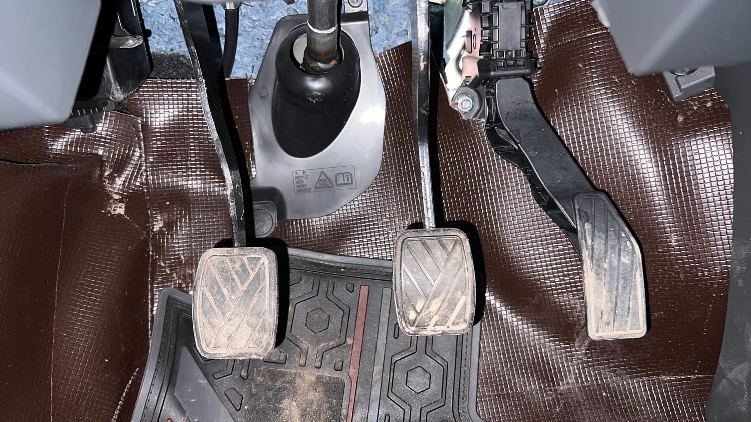 Used 2025 Maruti Suzuki Alto K10 VXi Plus (O) Petrol Manual interior PEDALS VIEW