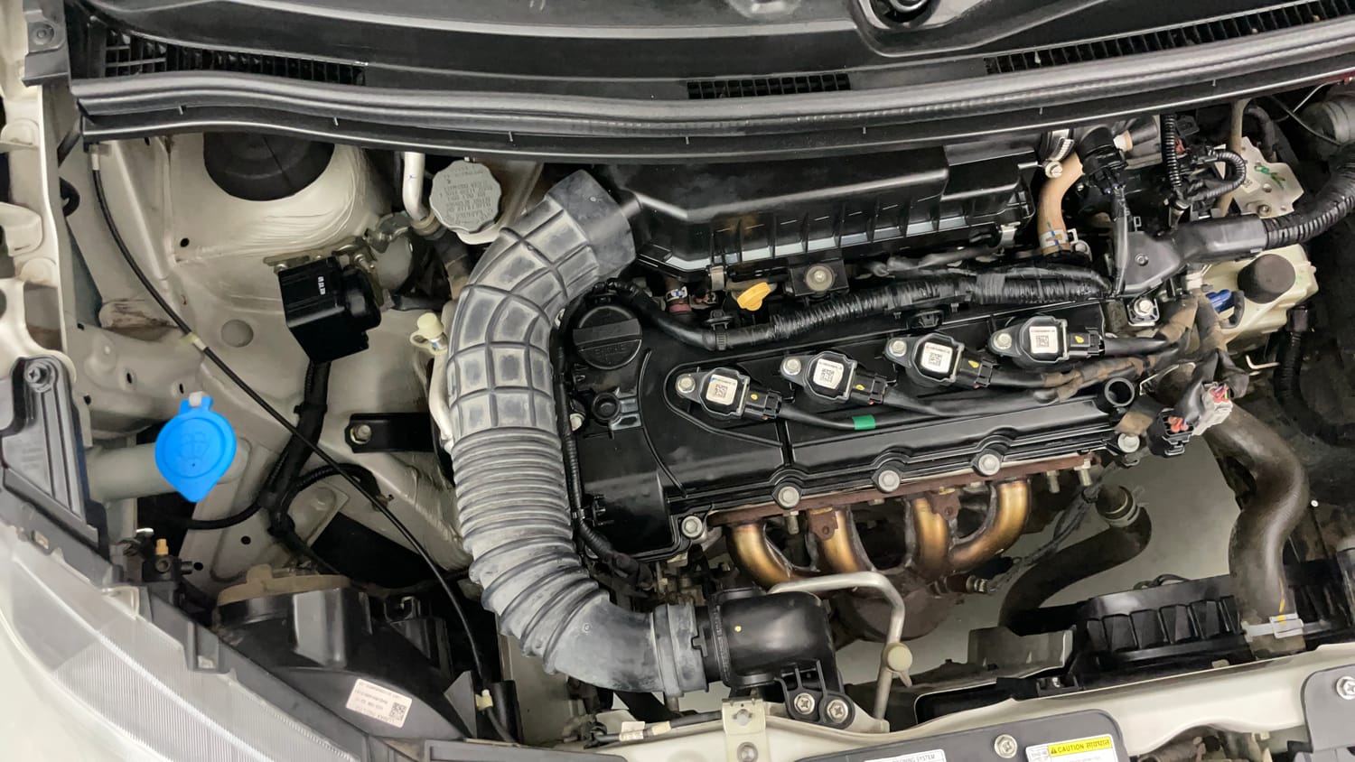 Used 2019 Maruti Suzuki Wagon R VXi 1.2 AMT Petrol Automatic engine ENGINE RIGHT SIDE VIEW