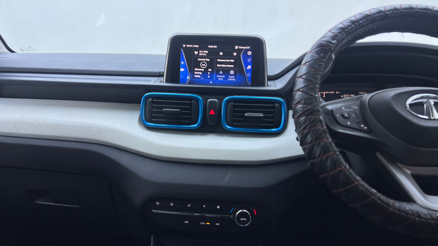 Used 2022 Tata Punch Creative MT Petrol Manual interior MUSIC SYSTEM & AC CONTROL VIEW