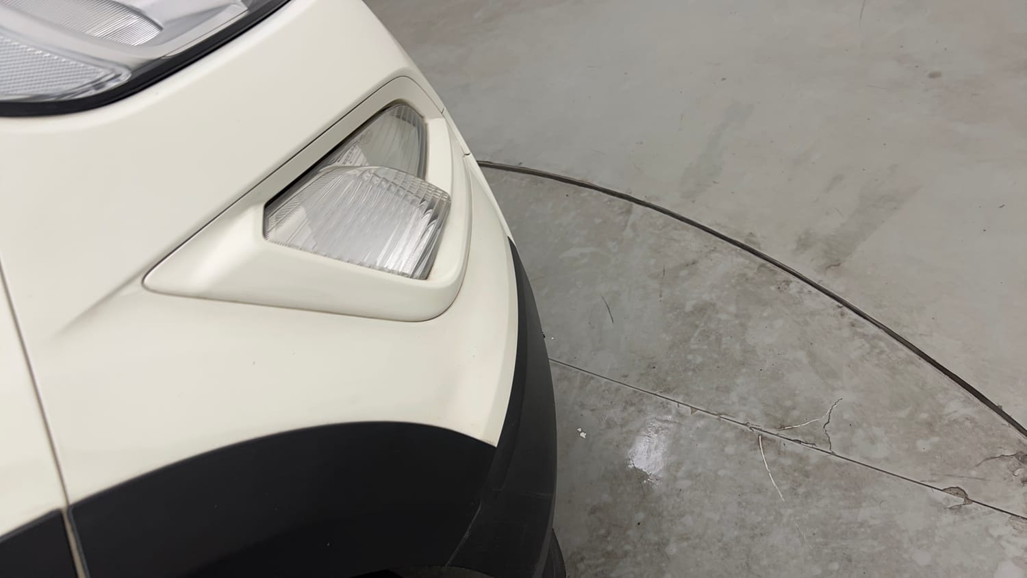 Used 2020 Ford EcoSport Titanium 1.5L TDCi Diesel Manual dents MINOR SCRATCH