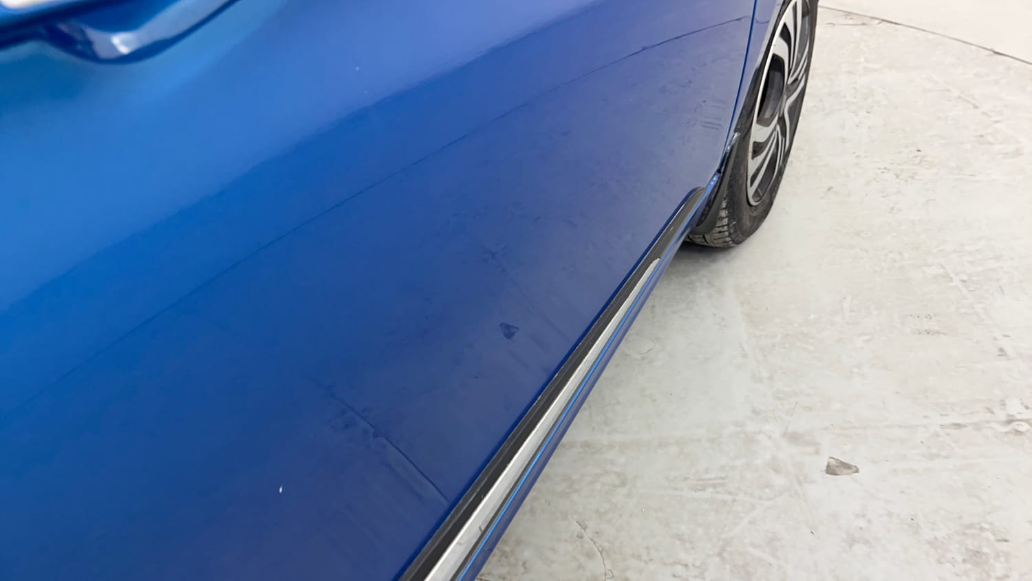 Used 2024 Tata Tiago XZA Plus iCNG Cng Automatic dents MINOR SCRATCH