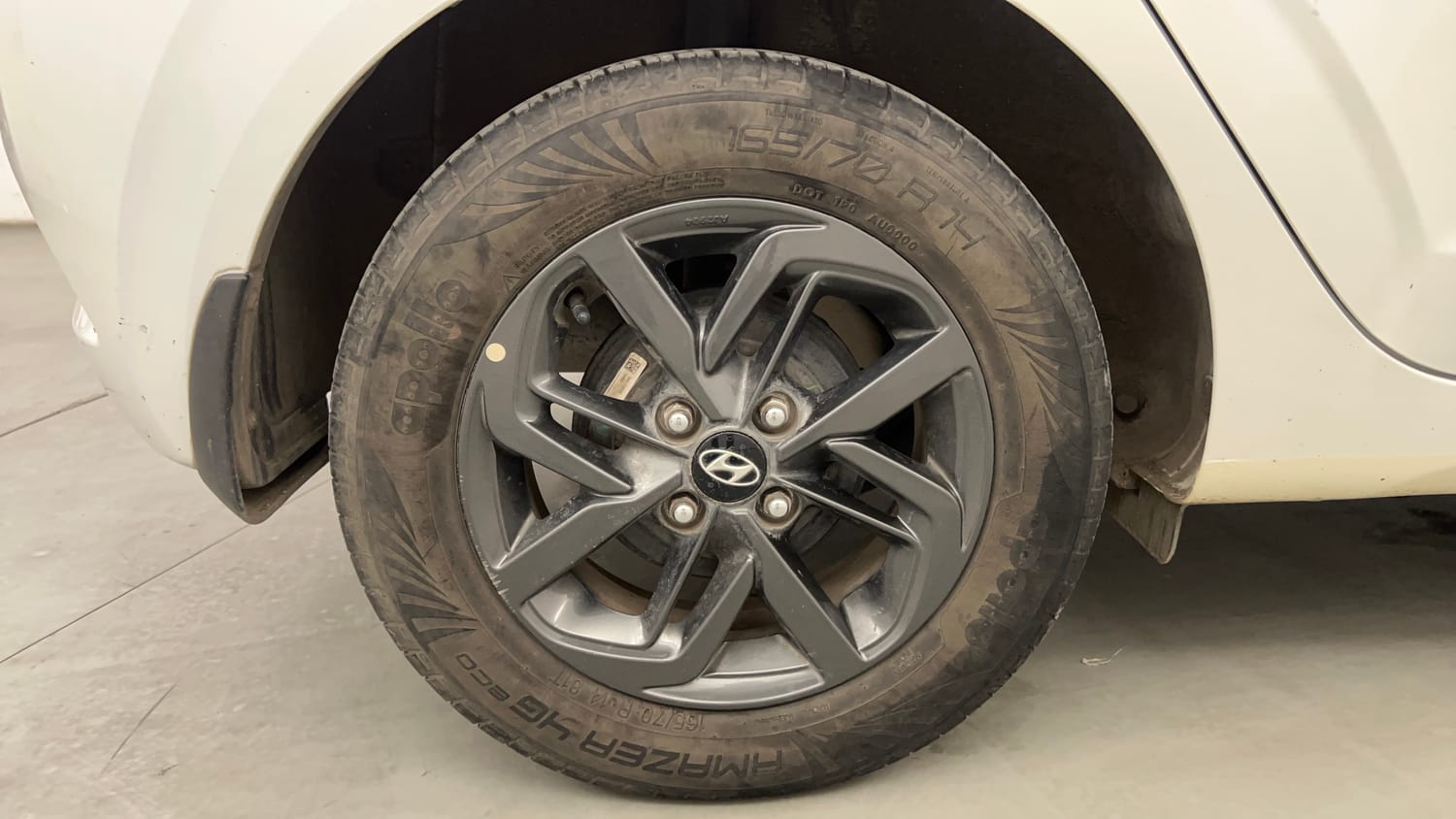 Used 2020 Hyundai Grand i10 Nios Sportz 1.2 Kappa VTVT Petrol Manual tyres RIGHT REAR TYRE RIM VIEW