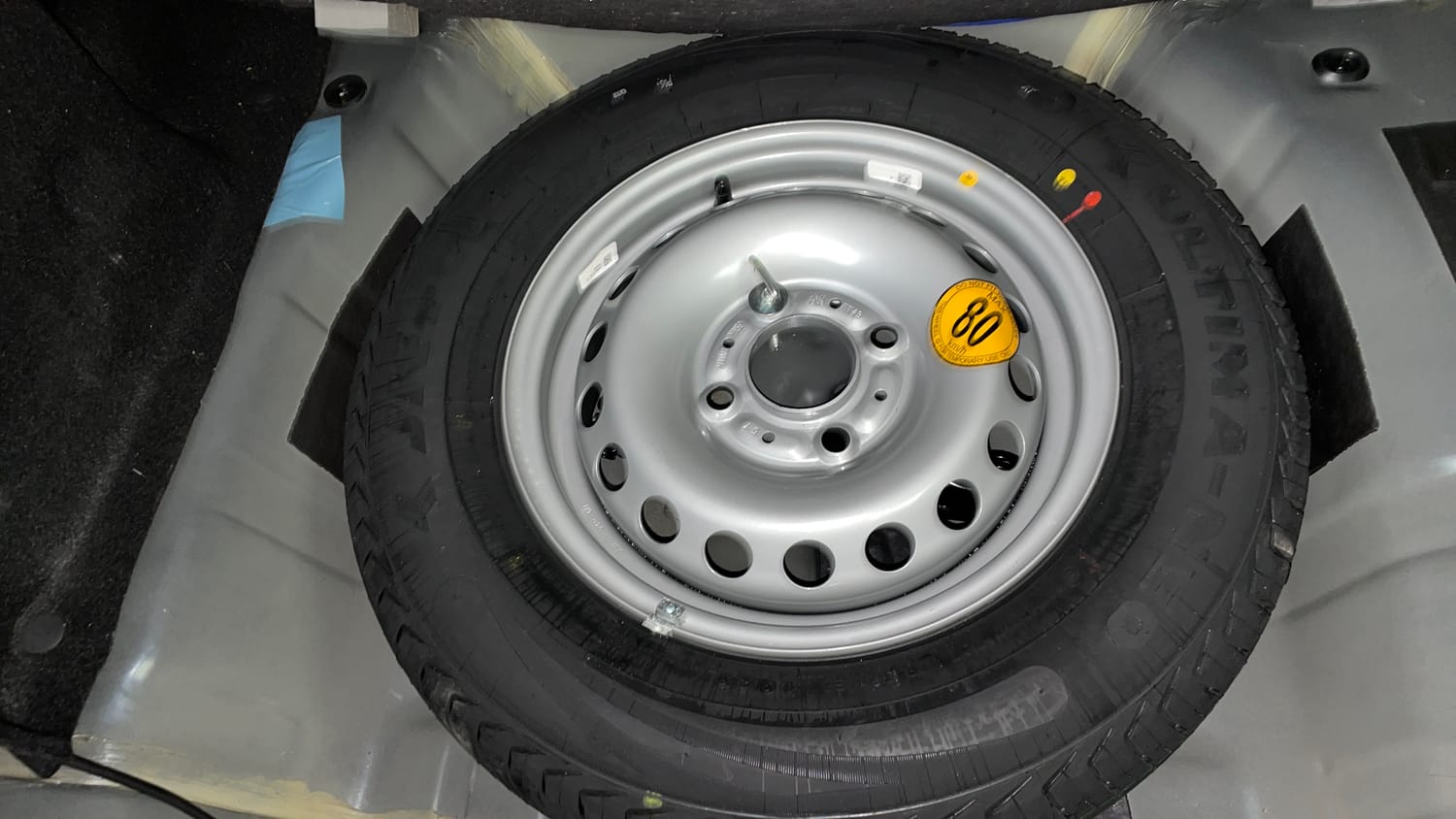 Used 2026 Tata Tiago XZA Petrol Automatic tyres SPARE TYRE VIEW