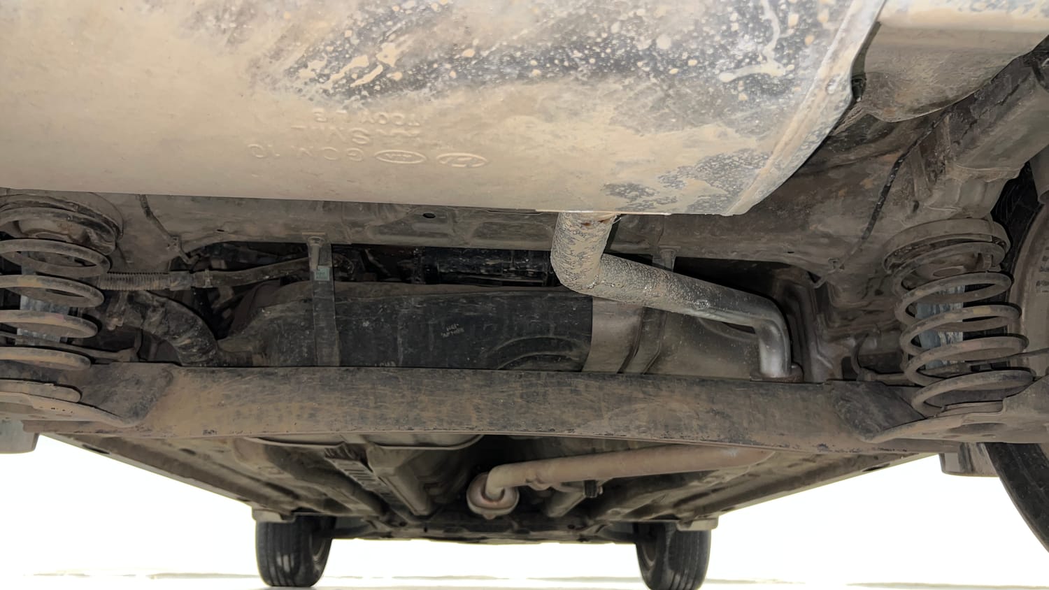 Used 2016 Hyundai Creta 1.6 SX Plus Petrol Petrol Manual extra REAR UNDERBODY VIEW (TAKEN FROM REAR)