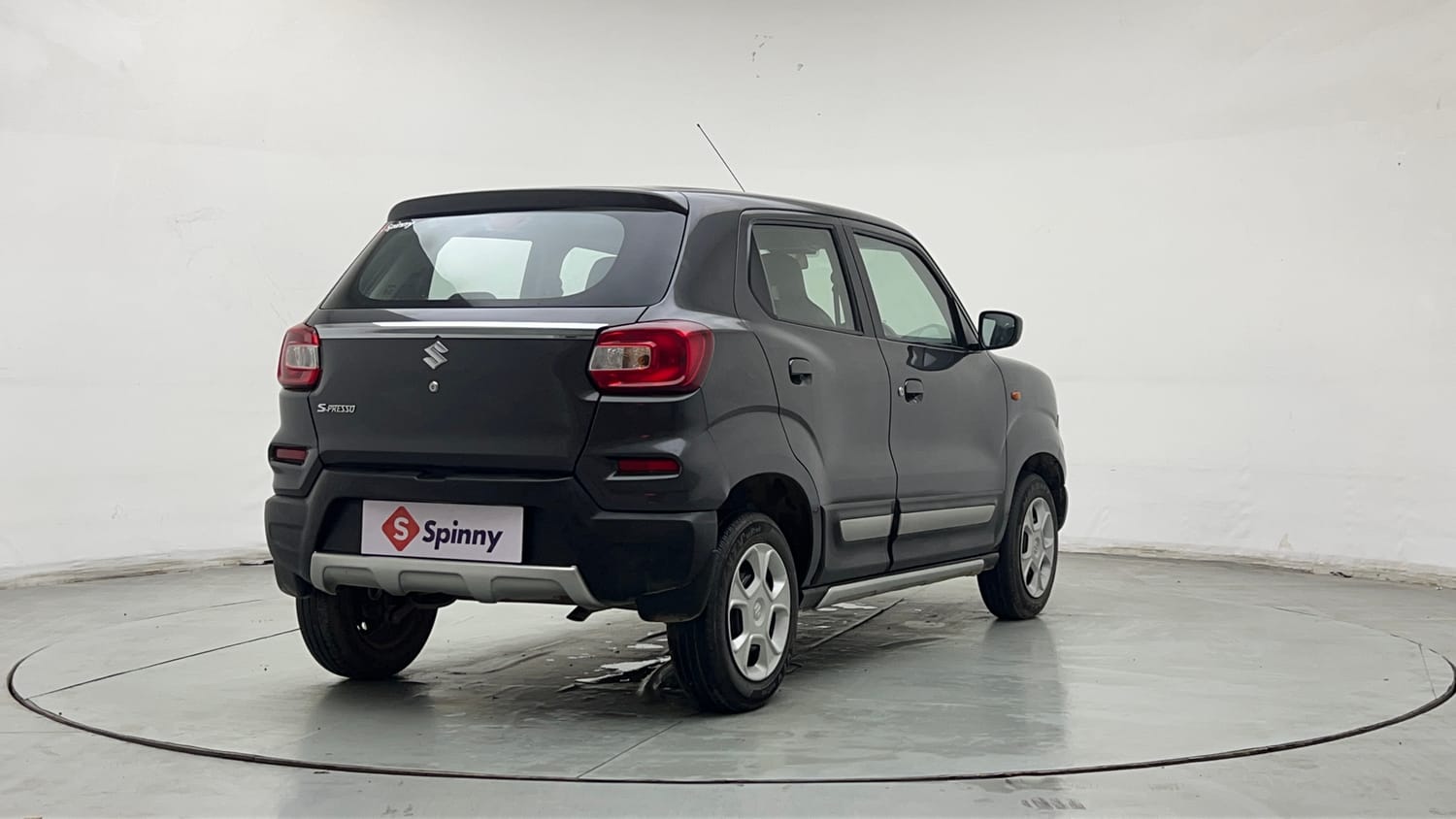 Used 2022 Maruti Suzuki S-Presso Vxi Plus Petrol Manual exterior RIGHT REAR CORNER VIEW