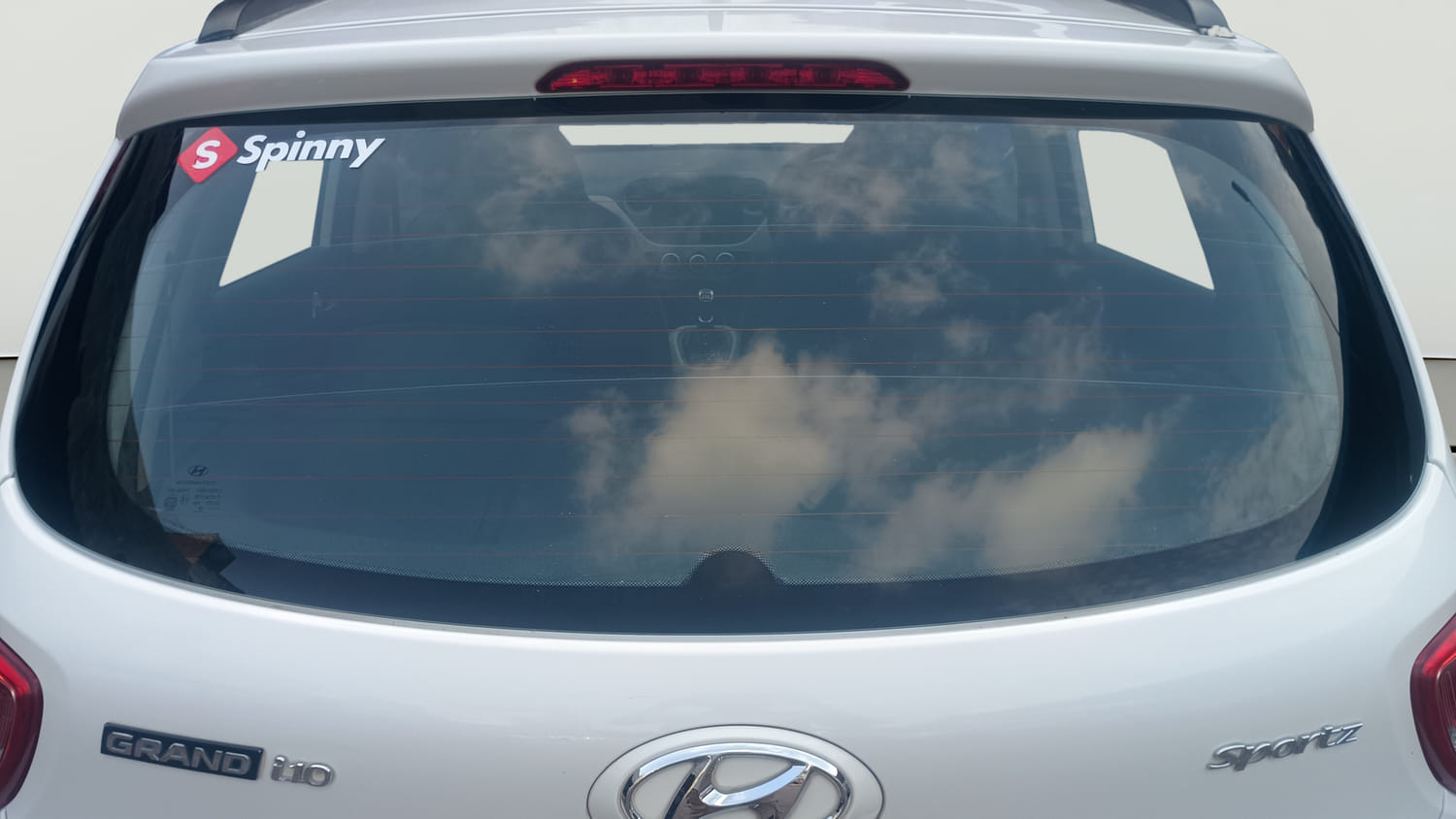 Used 2016 Hyundai Grand i10 Sportz 1.2 Kappa VTVT Petrol Manual exterior BACK WINDSHIELD VIEW