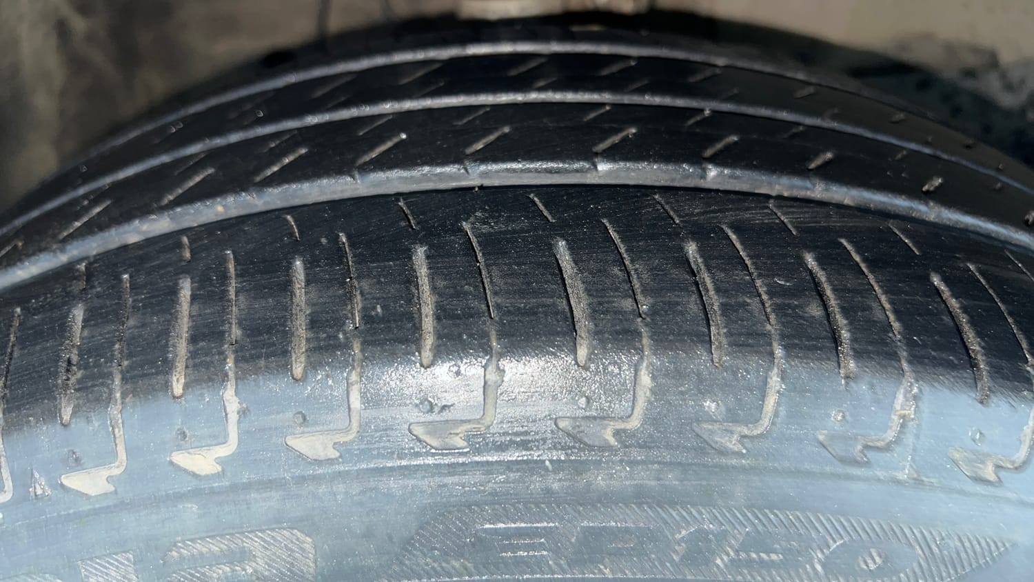 Used 2021 Honda City VX CVT Petrol Petrol Automatic tyres RIGHT FRONT TYRE TREAD VIEW
