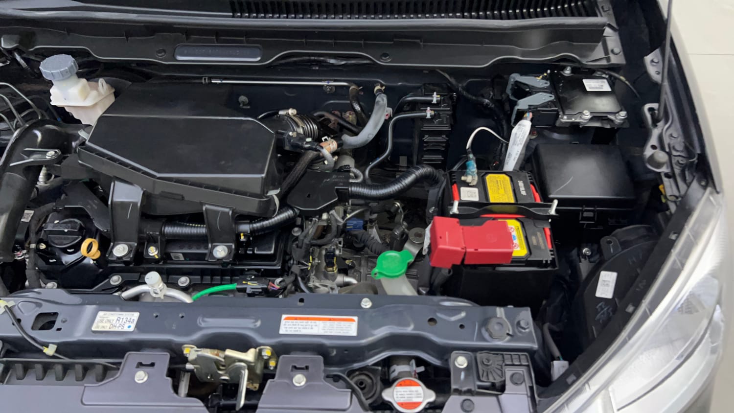 Used 2025 Maruti Suzuki Alto K10 VXi Plus (O) Petrol Manual engine ENGINE LEFT SIDE VIEW