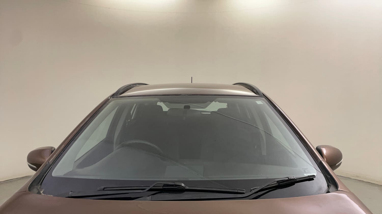Used 2016 Maruti Suzuki S-Cross Zeta 1.3 Diesel Manual exterior FRONT WINDSHIELD VIEW