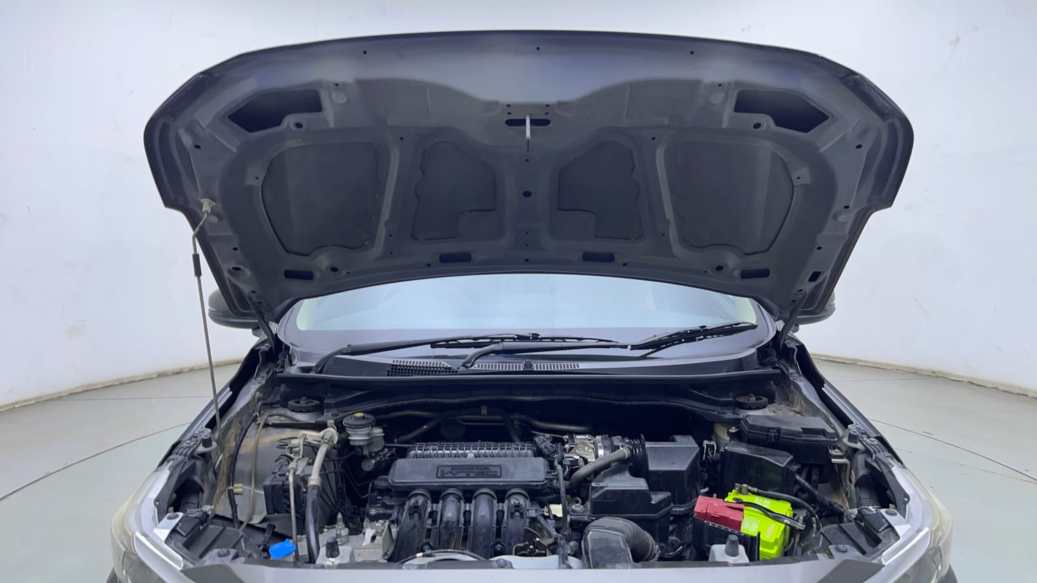 Used 2019 Honda Amaze 1.2 S MT Petrol Petrol Manual engine ENGINE & BONNET OPEN FRONT VIEW