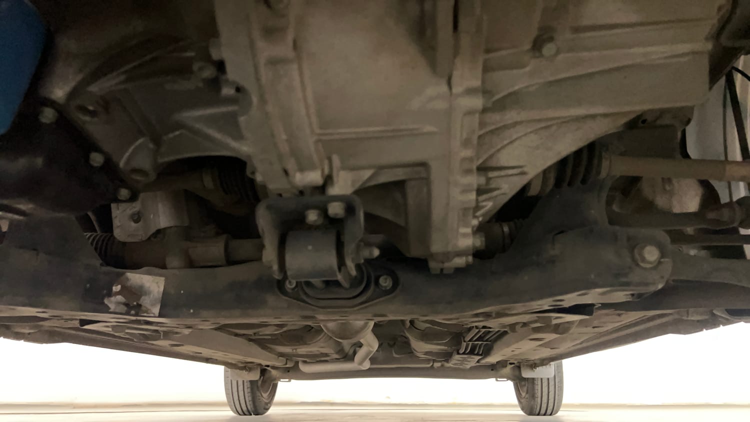 Used 2020 Hyundai Grand i10 Nios Sportz 1.2 Kappa VTVT Petrol Manual extra FRONT LEFT UNDERBODY VIEW