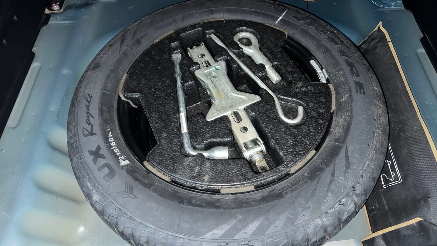 Used 2021 Maruti Suzuki S-Cross Alpha AT Petrol Automatic tyres SPARE TYRE VIEW