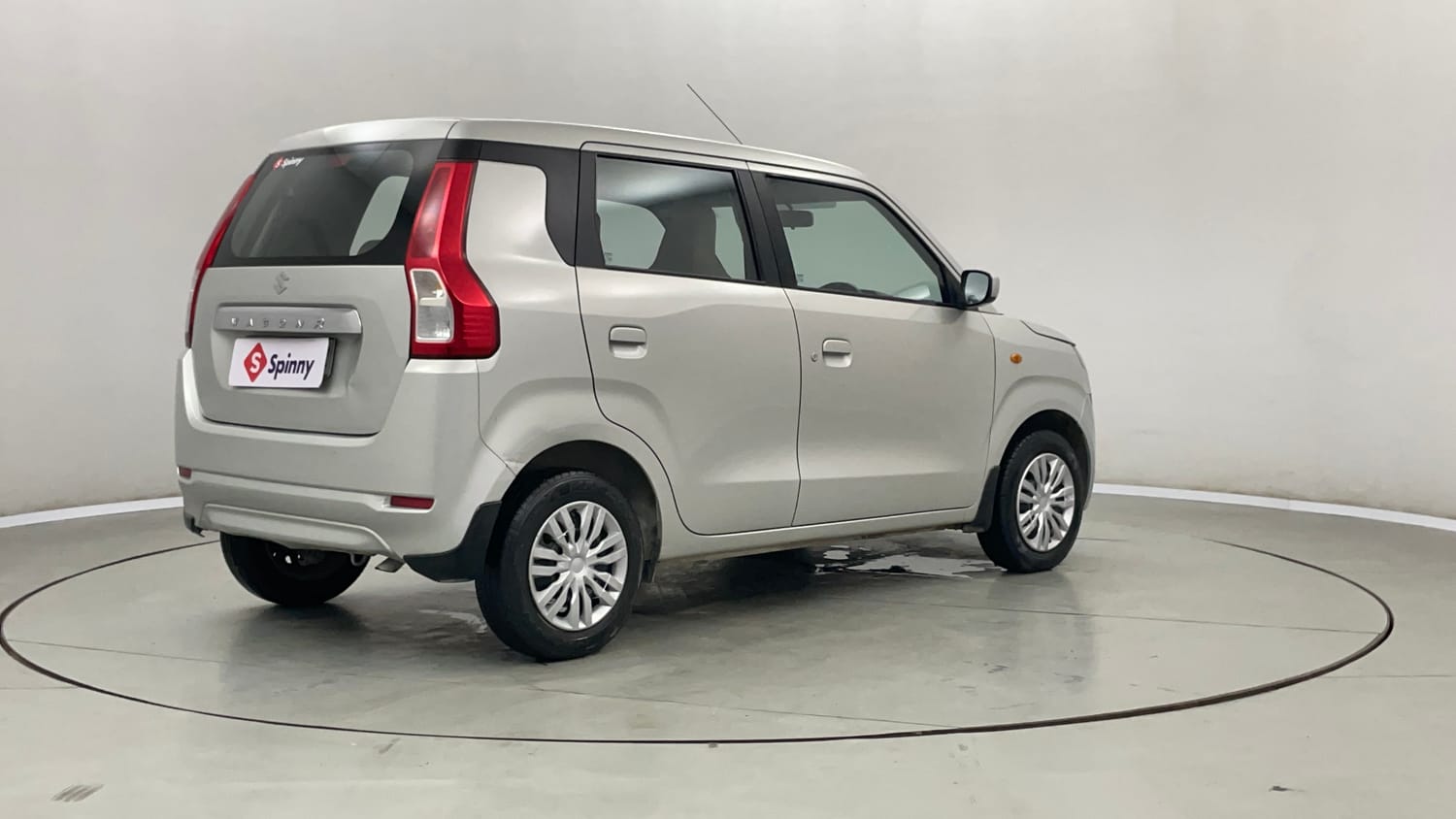 Used 2019 Maruti Suzuki Wagon R VXi 1.2 AMT Petrol Automatic exterior RIGHT REAR CORNER VIEW