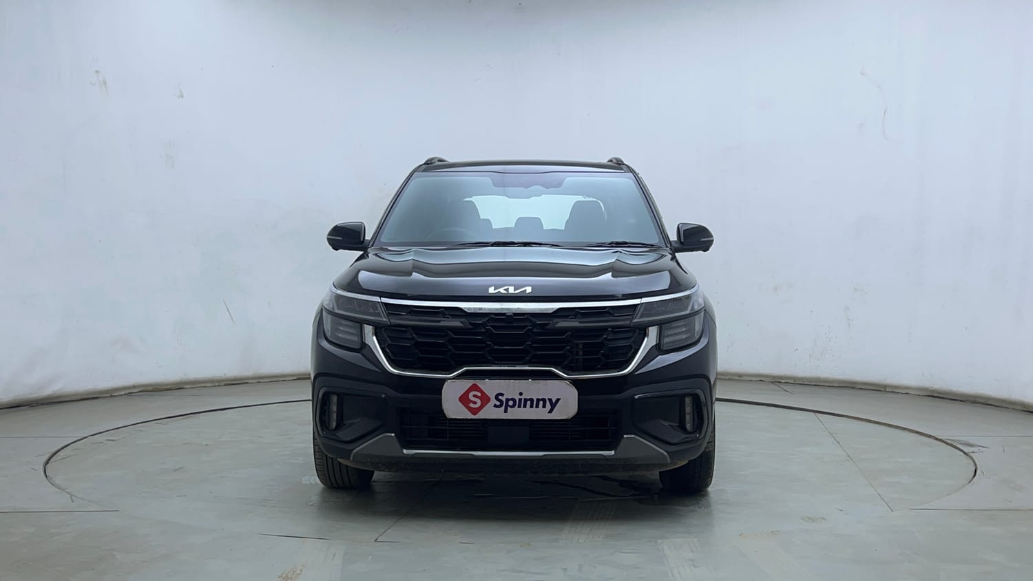 Used 2026 Kia Seltos GTX Plus 1.5 Turbo Petrol DCT Petrol Automatic exterior FRONT VIEW