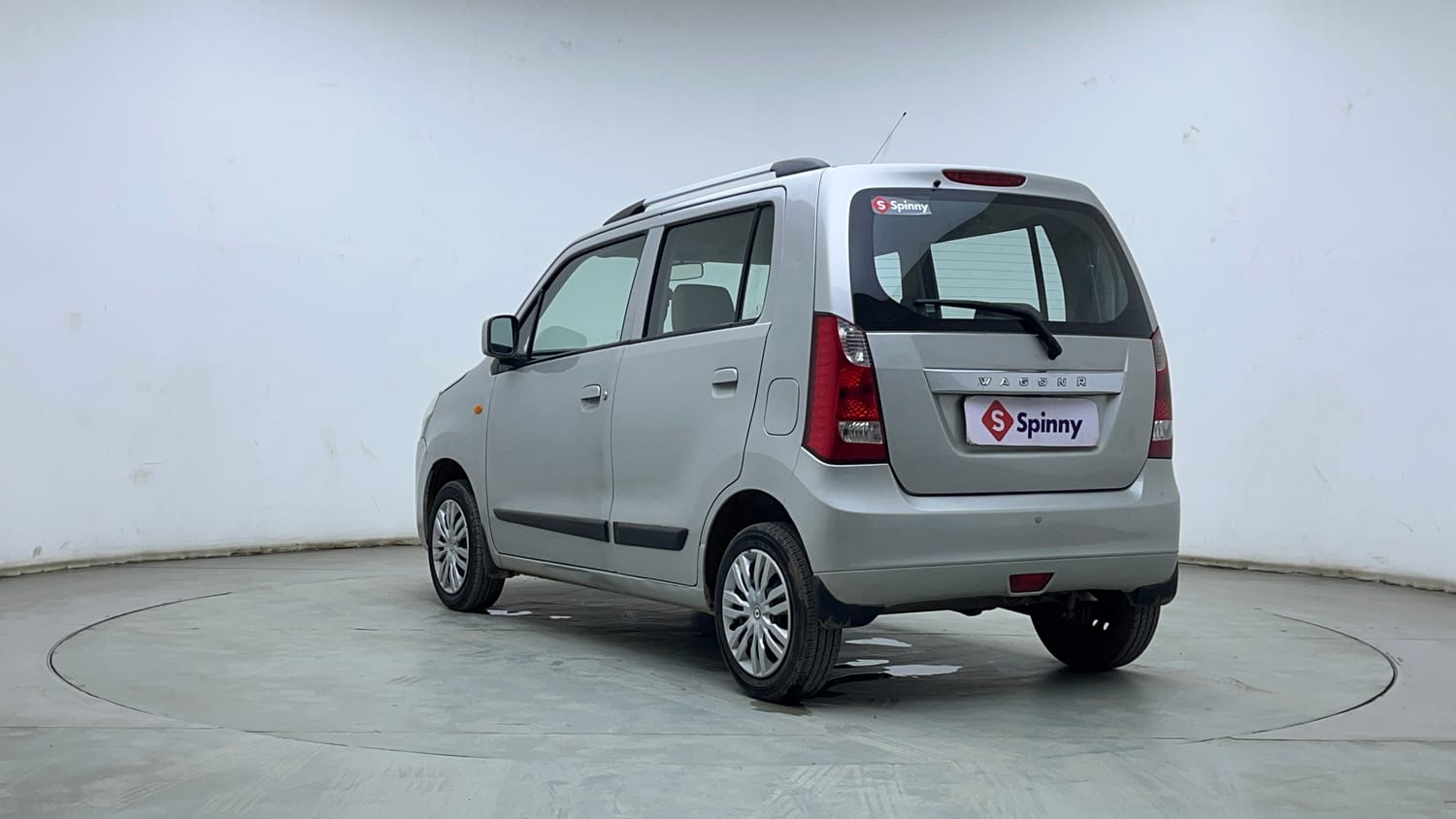 Used 2014 Maruti Suzuki Wagon R VXI Petrol Manual exterior LEFT REAR CORNER VIEW