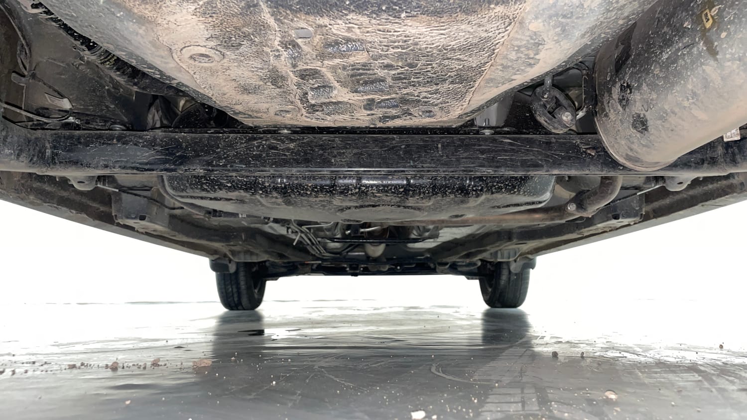 Used 2026 Tata Tiago XZA Petrol Automatic extra REAR UNDERBODY VIEW (TAKEN FROM REAR)