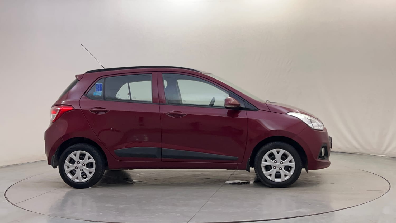 Used 2016 Hyundai Grand i10 Sportz 1.2 Kappa VTVT Petrol Manual exterior RIGHT SIDE VIEW