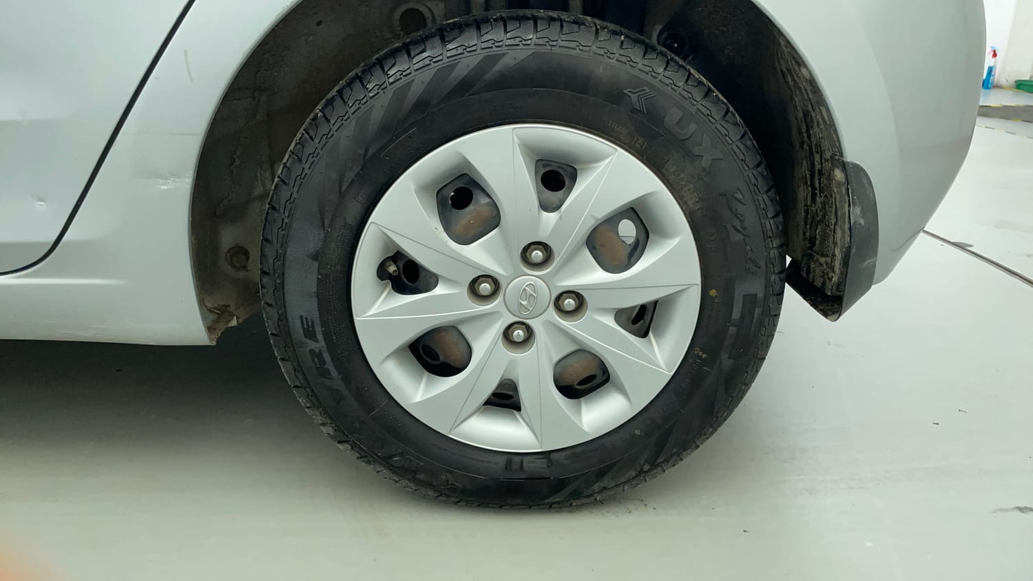 Used 2019 Hyundai Elite i20 Magna Plus 1.2 + CNG (Outside Fitted) Cng Manual tyres LEFT REAR TYRE RIM VIEW