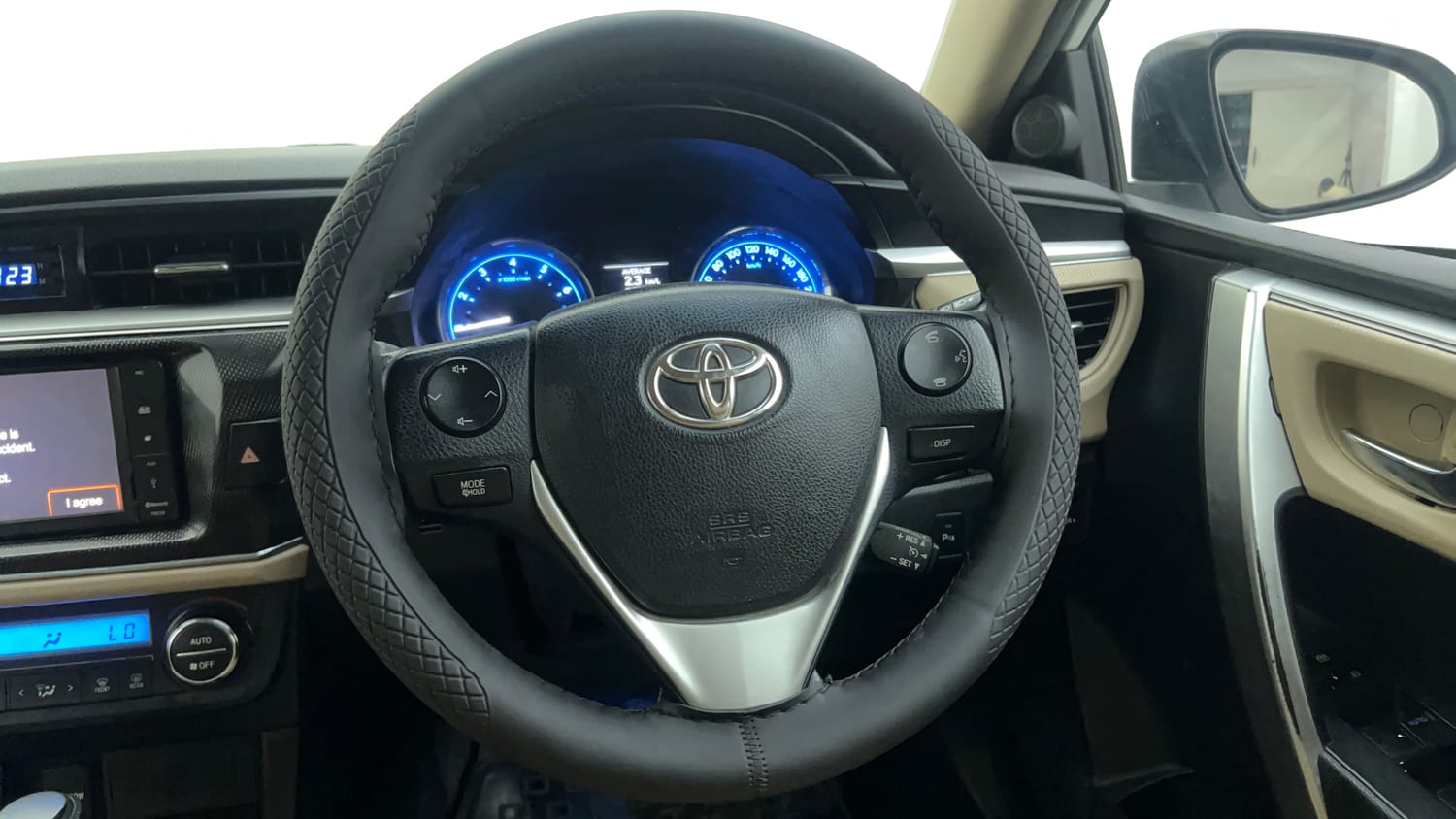 Used 2015 Toyota Corolla Altis VL AT Petrol Petrol Automatic interior STEERING VIEW