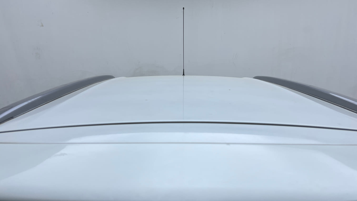 Used 2017 Maruti Suzuki Vitara Brezza [2016-2020] ZDi Plus Diesel Manual exterior EXTERIOR ROOF VIEW