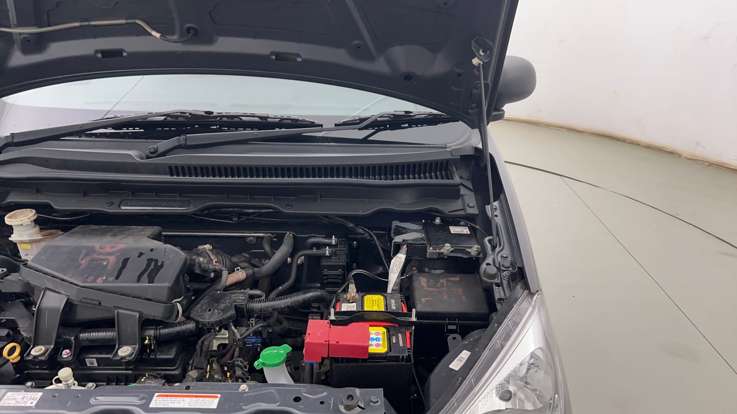 Used 2026 Maruti Suzuki Alto K10 LXi (O) Petrol Manual engine ENGINE LEFT SIDE HINGE & APRON VIEW