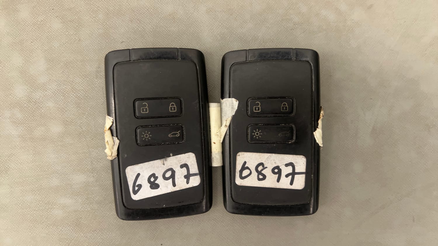 Used 2021 Renault Kiger RXT Turbo CVT Petrol Automatic extra CAR KEY VIEW