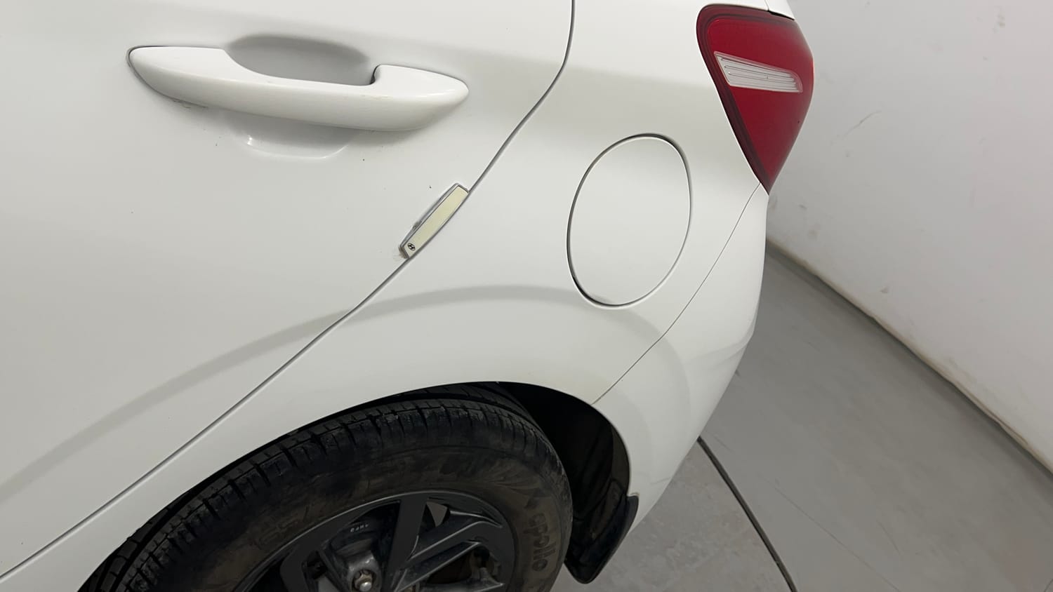Used 2020 Hyundai Grand i10 Nios Sportz 1.2 Kappa VTVT Petrol Manual dents MINOR SCRATCH