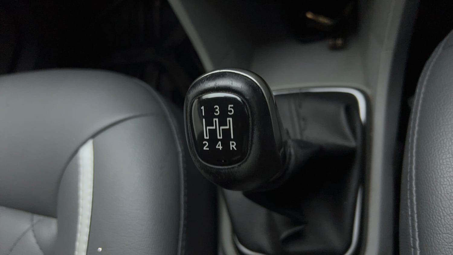 Used 2021 Tata Tigor XZ Plus Petrol Manual interior GEAR  KNOB VIEW