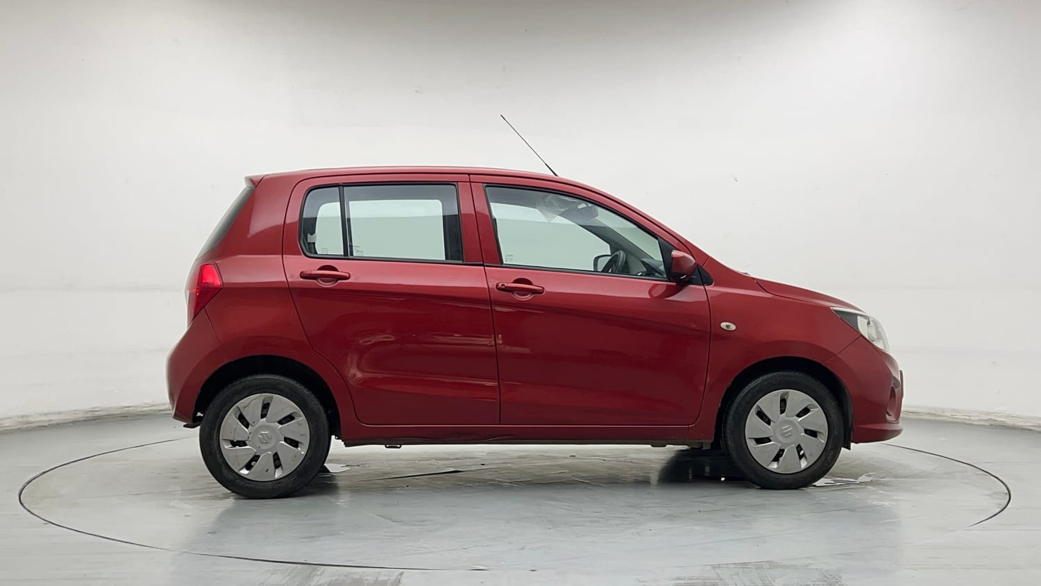Used 2019 Maruti Suzuki Celerio VXi AMT Petrol Automatic exterior RIGHT SIDE VIEW