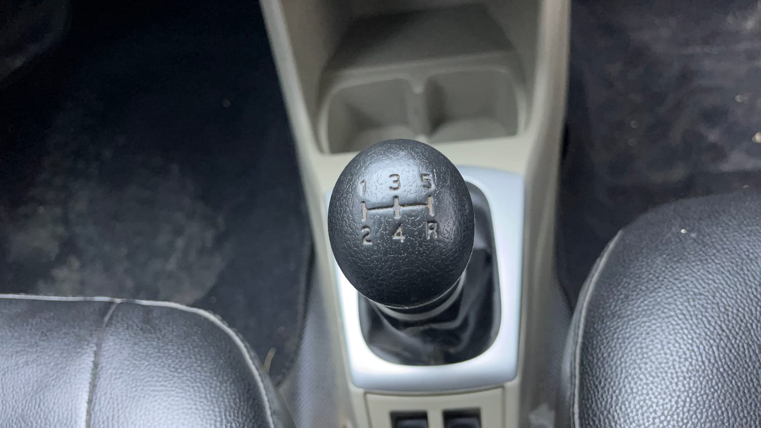 Used 2019 Maruti Suzuki Alto K10 VXi Petrol Manual interior GEAR  KNOB VIEW