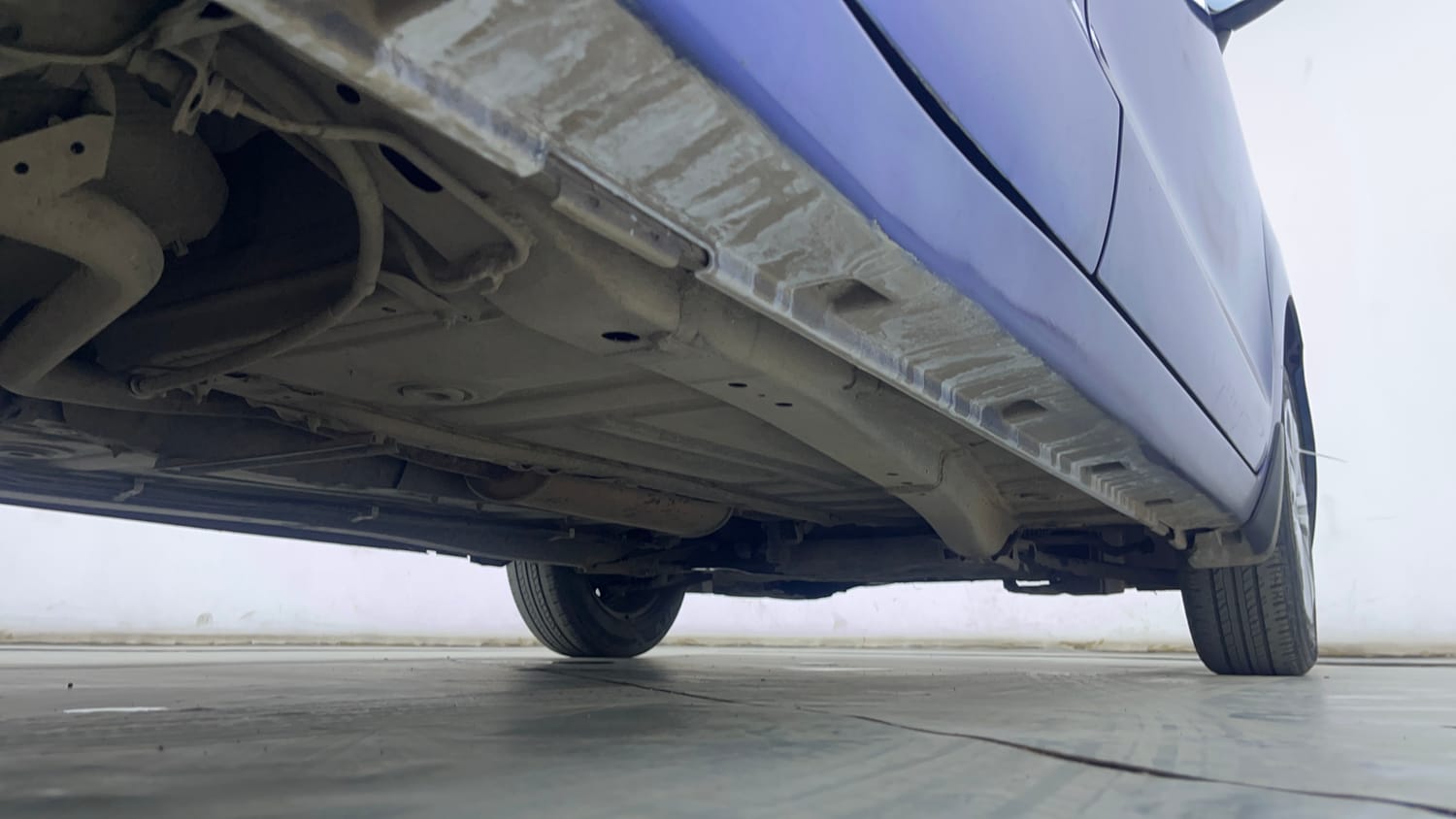 Used 2017 Maruti Suzuki Baleno Delta 1.2 Petrol Manual extra REAR RIGHT UNDERBODY VIEW