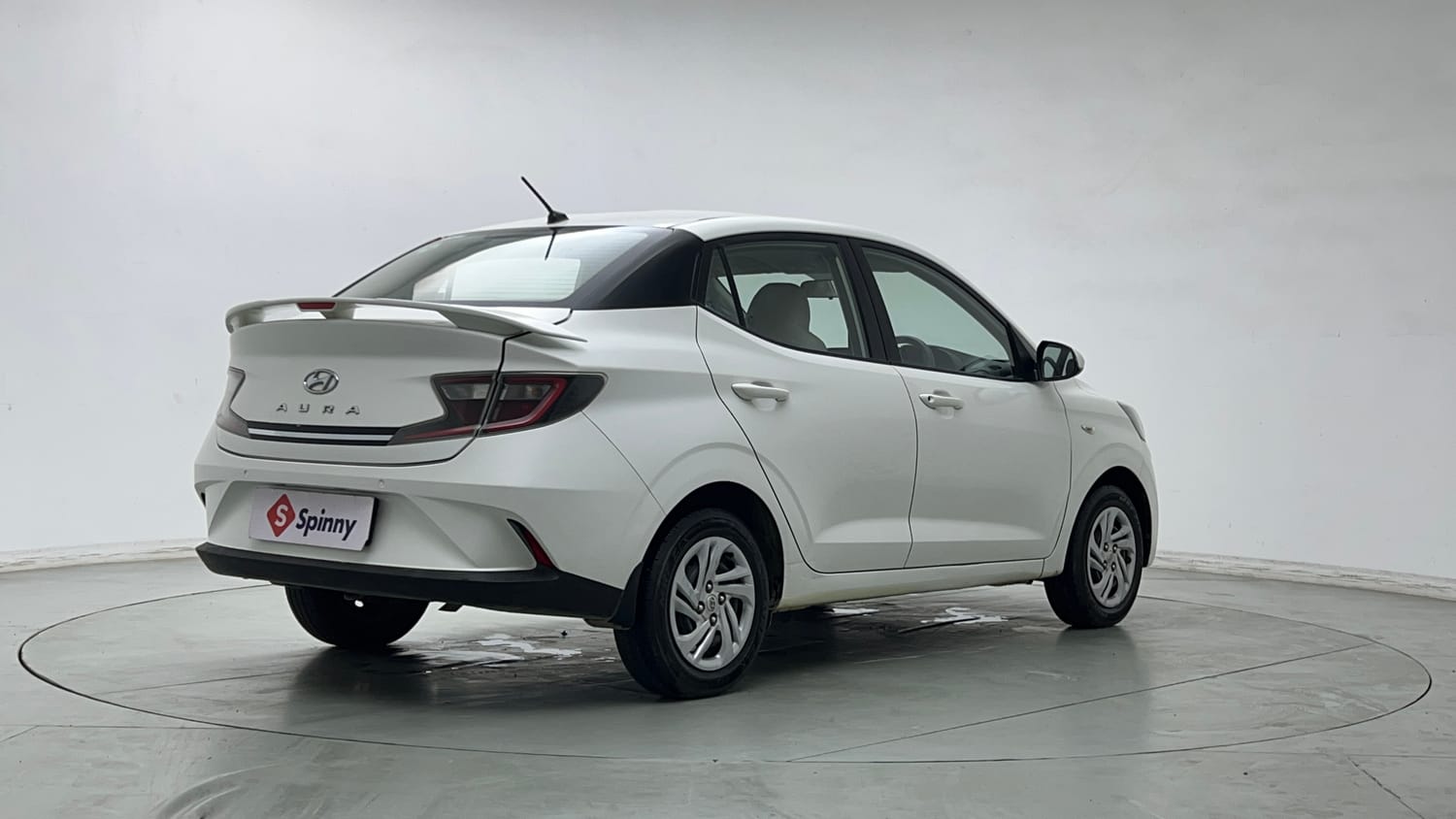 Used 2021 Hyundai Aura S 1.2 CNG Cng Manual exterior RIGHT REAR CORNER VIEW