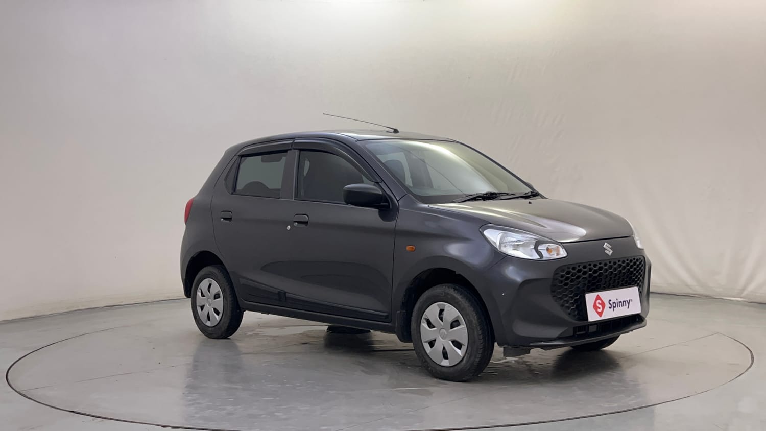 Used 2025 Maruti Suzuki Alto K10 VXi Plus (O) Petrol Manual exterior RIGHT FRONT CORNER VIEW