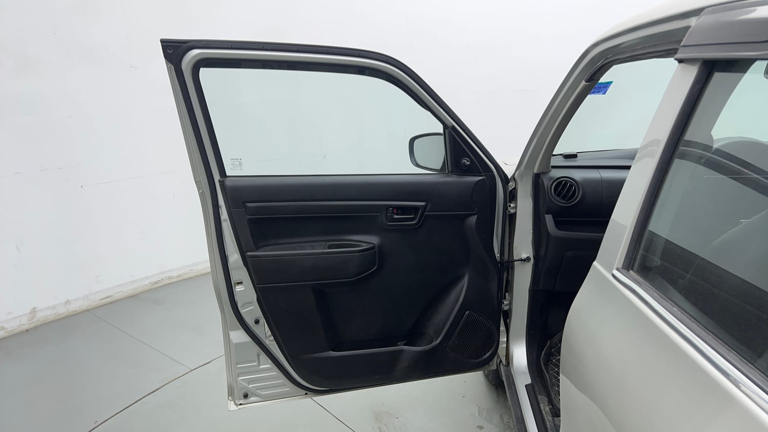 Used 2024 Maruti Suzuki S-Presso VXi S-CNG Cng Manual interior LEFT FRONT DOOR OPEN VIEW