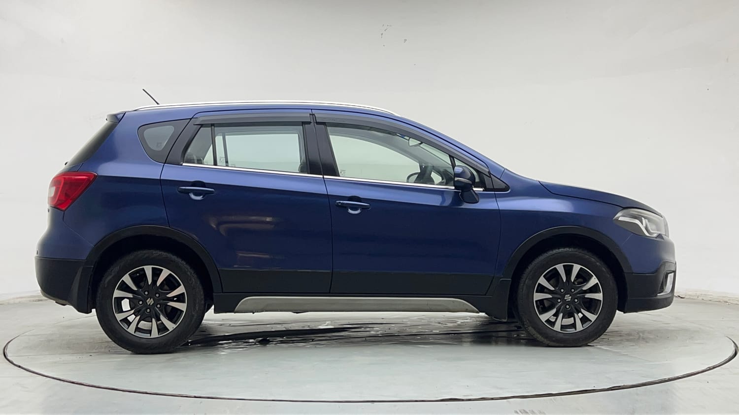 Used 2021 Maruti Suzuki S-Cross Alpha AT Petrol Automatic exterior RIGHT SIDE VIEW