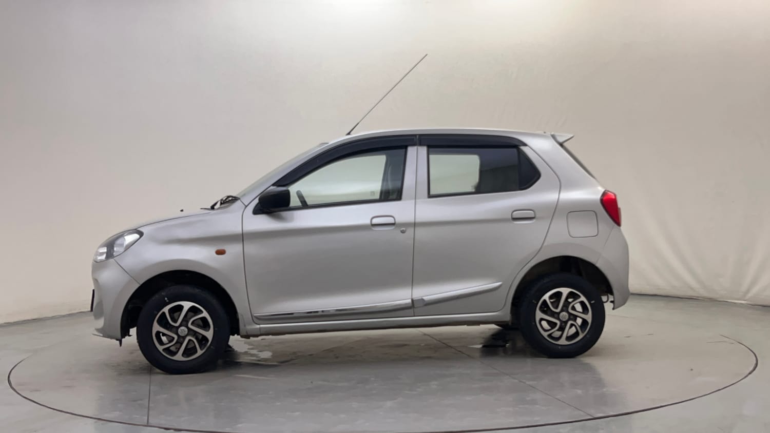 Used 2023 Maruti Suzuki Alto K10 VXi Petrol Manual exterior LEFT SIDE VIEW