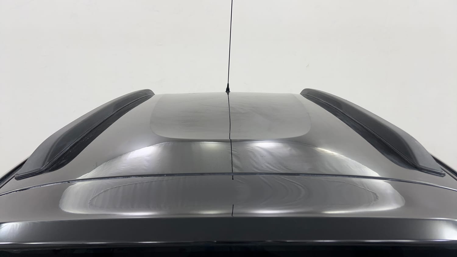 Used 2022 Renault Kwid CLIMBER 1.0 AMT (O) Dual Tone Petrol Automatic exterior EXTERIOR ROOF VIEW