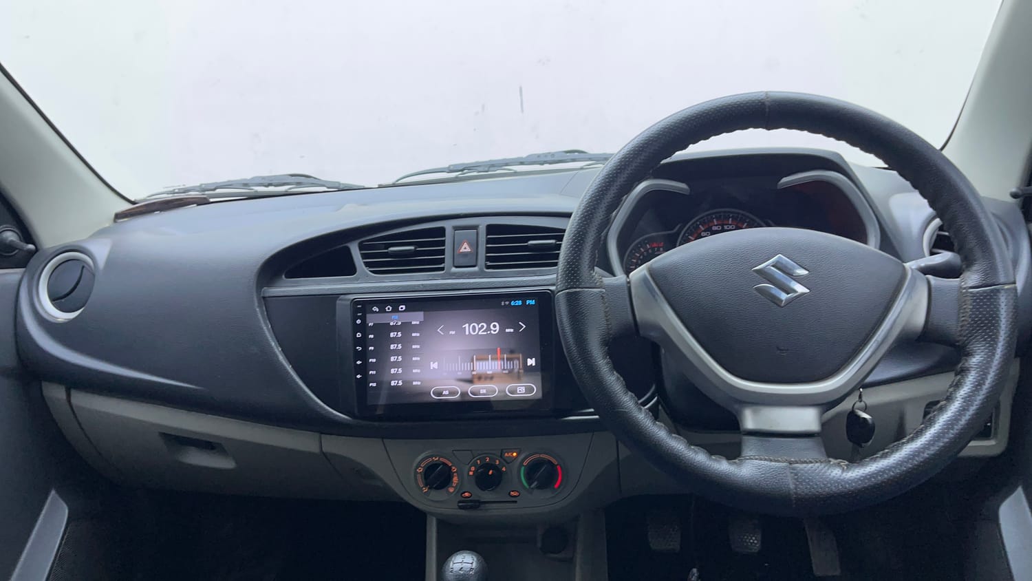 Used 2019 Maruti Suzuki Alto K10 VXi Petrol Manual interior DASHBOARD VIEW