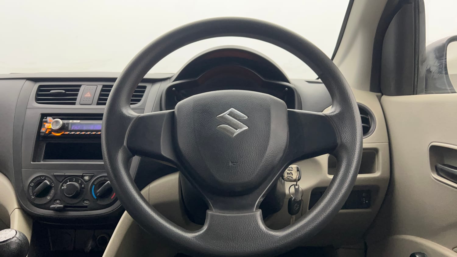 Used 2014 Maruti Suzuki Celerio LXi Petrol Manual interior STEERING VIEW