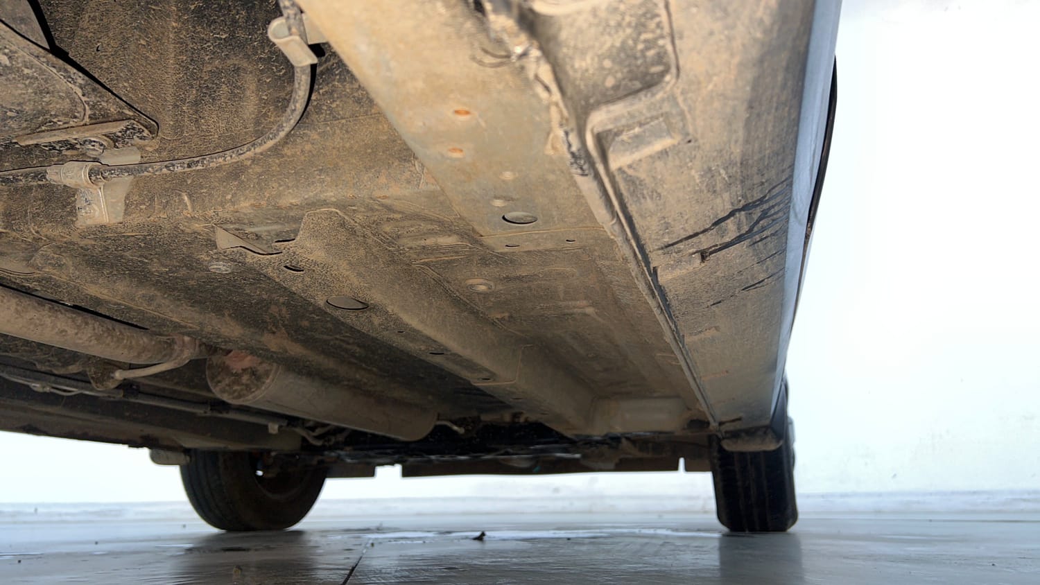 Used 2025 Tata Punch Pure MT Petrol Manual extra REAR RIGHT UNDERBODY VIEW