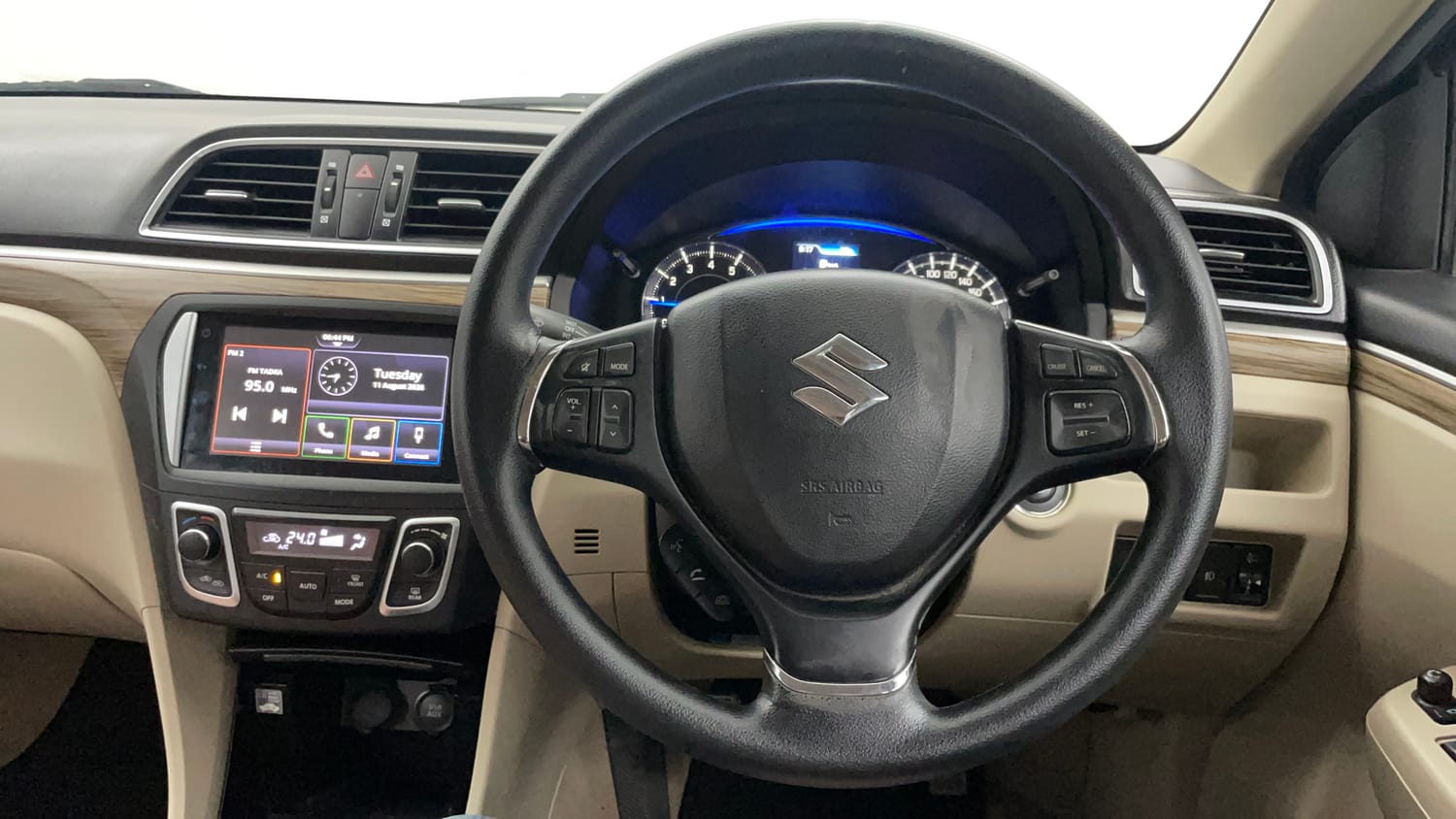 Used 2022 Maruti Suzuki Ciaz Zeta 1.5 Petrol Manual interior STEERING VIEW