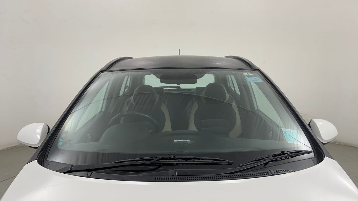 Used 2016 Hyundai Grand i10 Asta AT 1.2 Kappa VTVT (O) Petrol Automatic exterior FRONT WINDSHIELD VIEW
