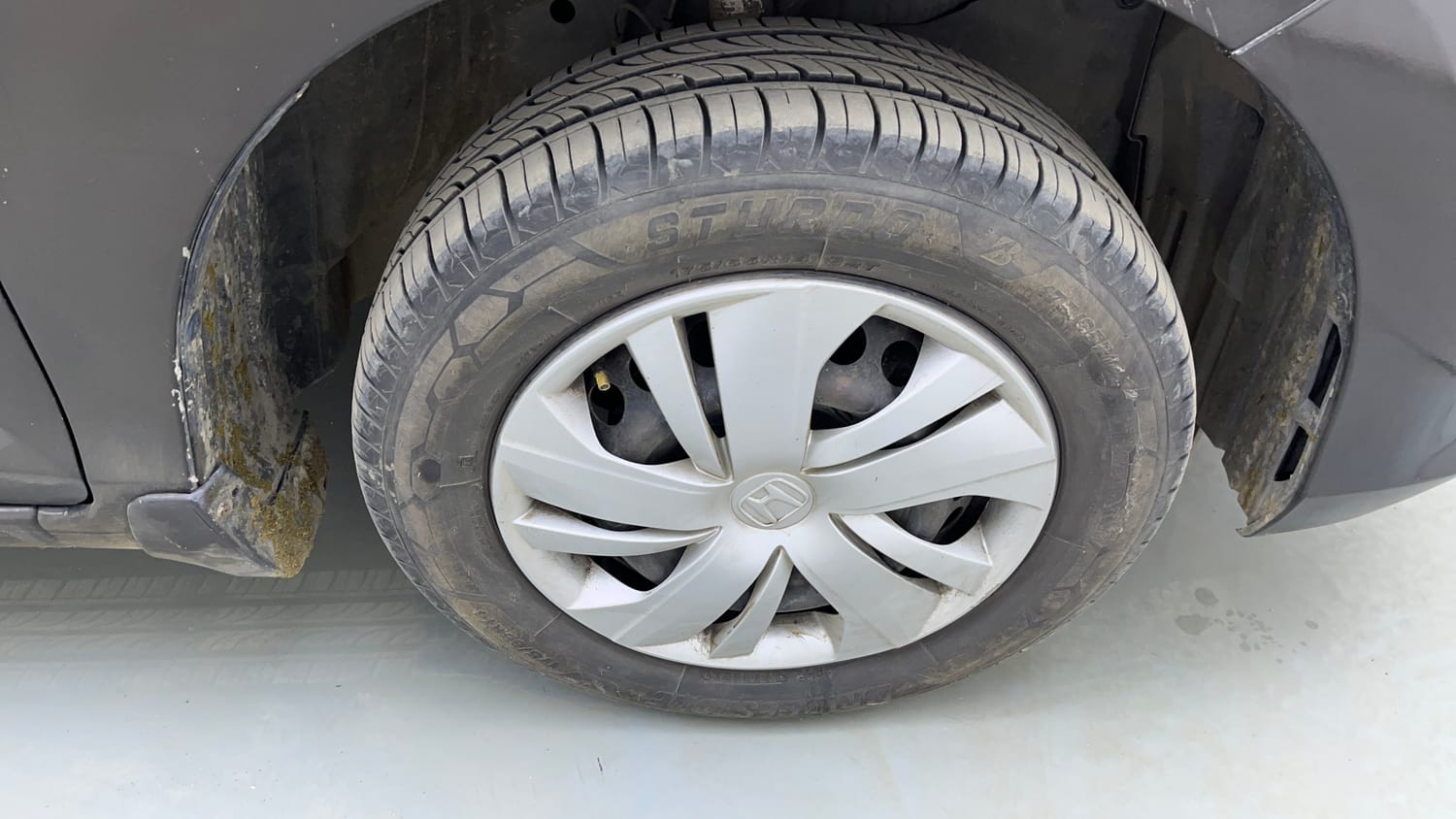 Used 2019 Honda Amaze 1.2 S MT Petrol Petrol Manual tyres RIGHT FRONT TYRE RIM VIEW